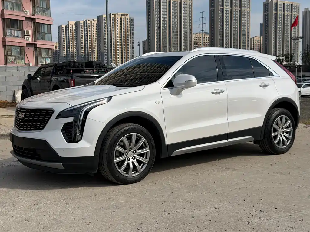 Cadillac XT4 — фото 2