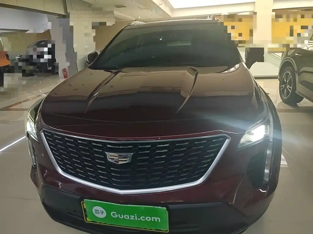 Cadillac XT4 — фото 2