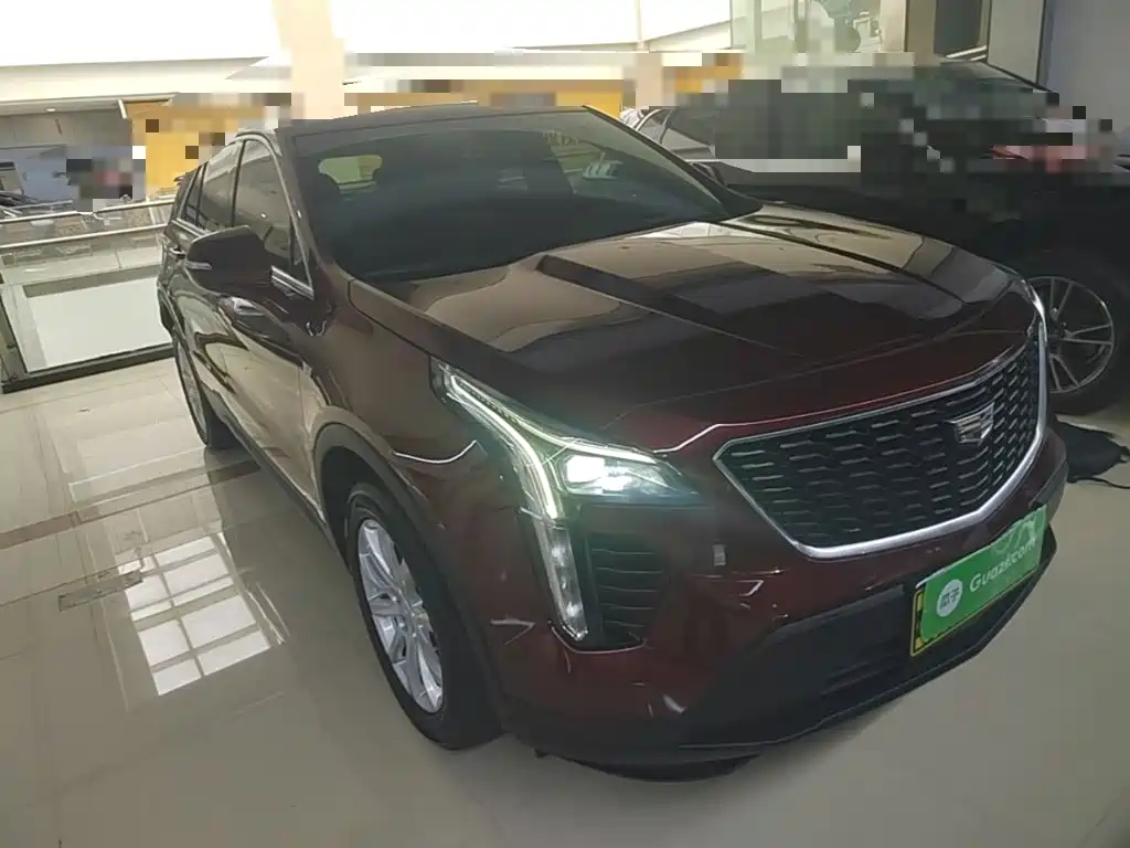 Cadillac XT4 — фото 3