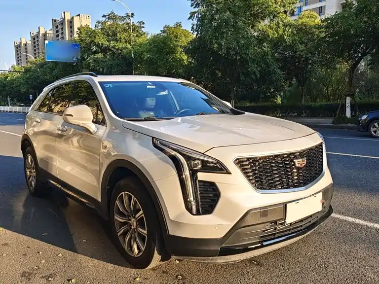 Cadillac XT4 — фото 4