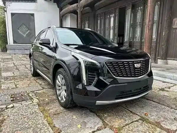 Cadillac XT4 — фото 2