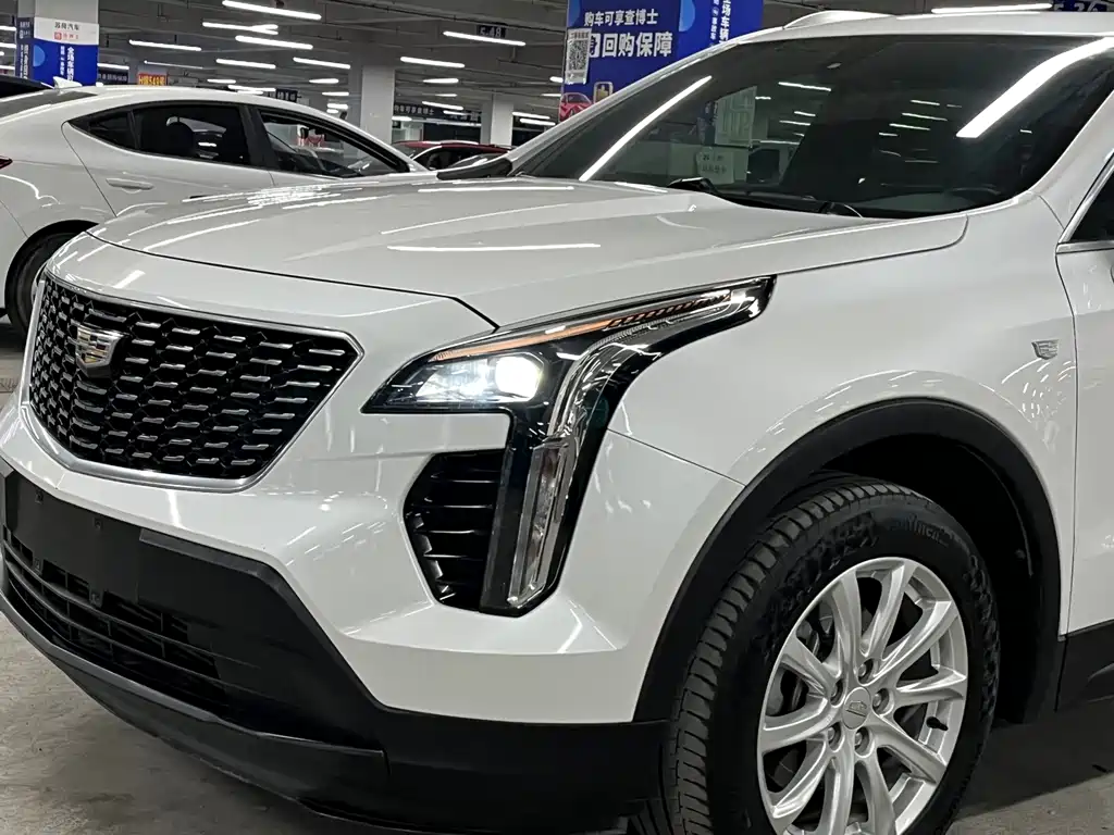 Cadillac XT4 — фото 7