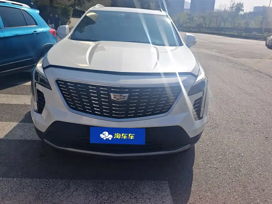 Cadillac XT4 — фото 2