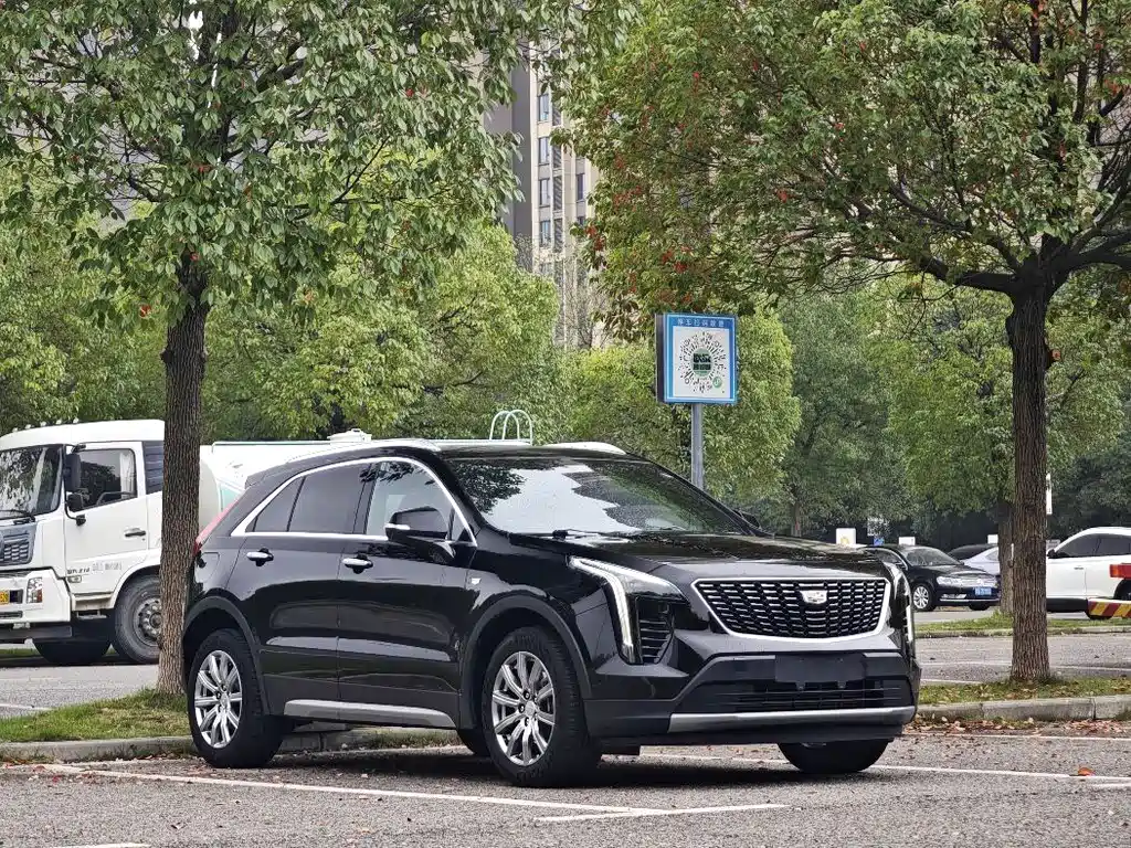 Cadillac XT4 — фото 2