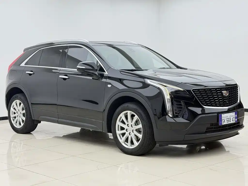 Cadillac XT4 — фото 3