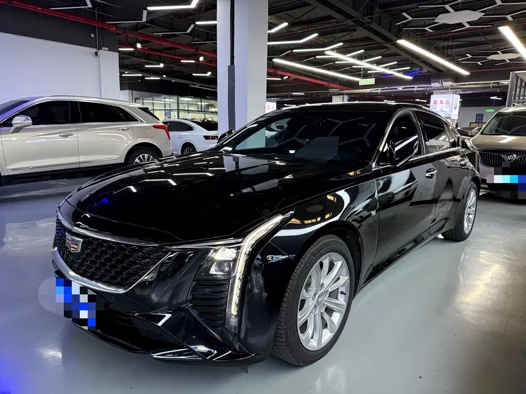 Cadillac CT5 — фото 2
