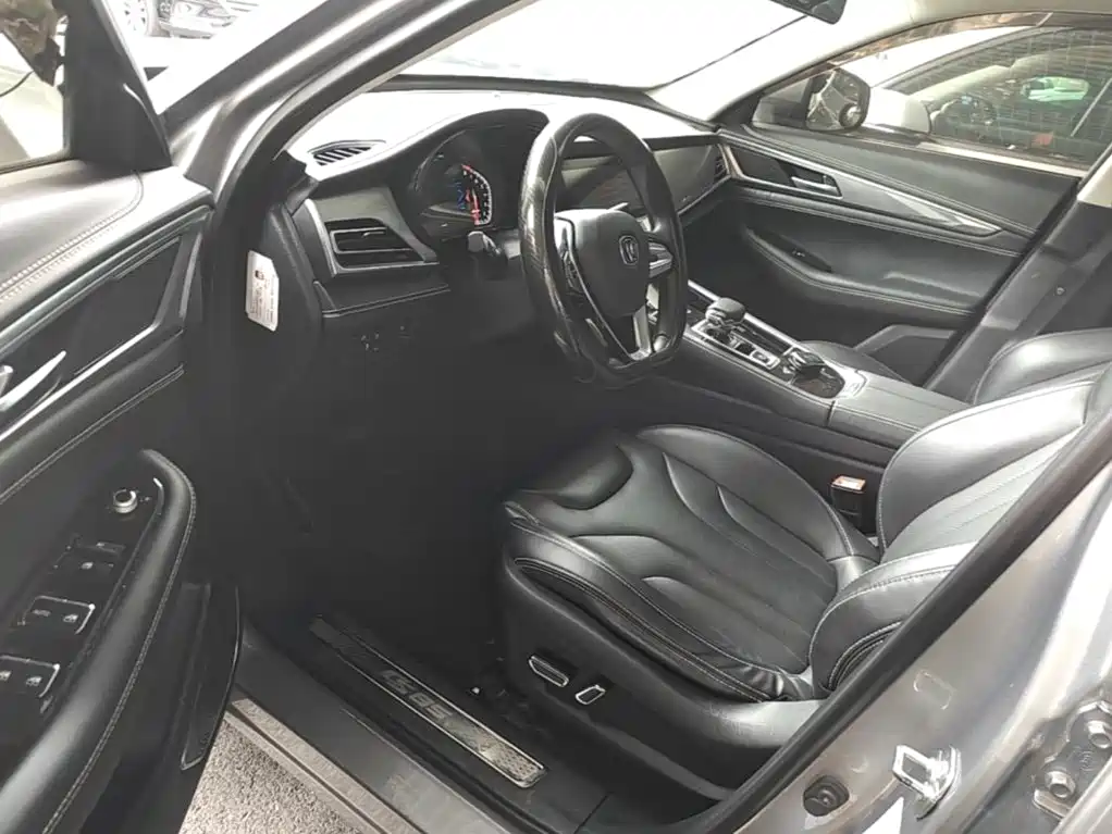 Changan CS85 COUPE — фото 15