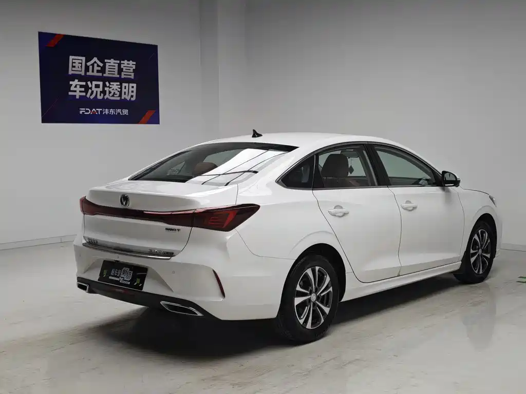 Changan Eado — фото 4
