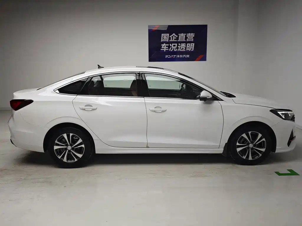 Changan Eado — фото 7