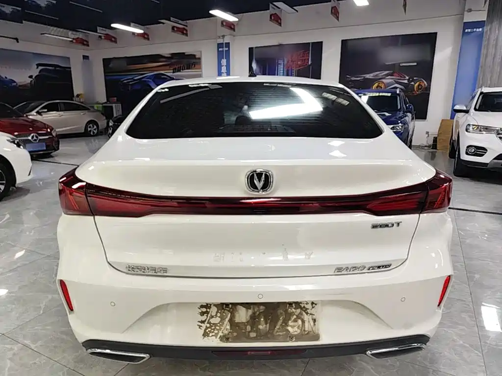 Changan Eado — фото 5