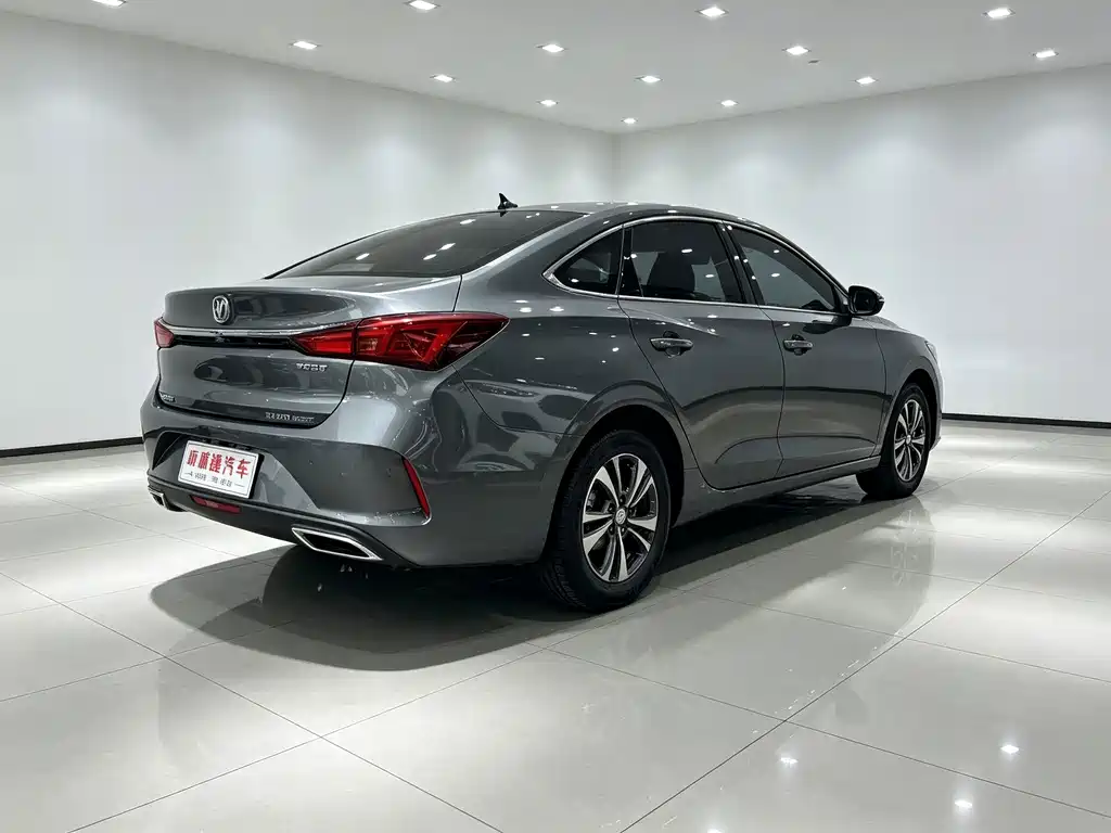 Changan Eado — фото 11