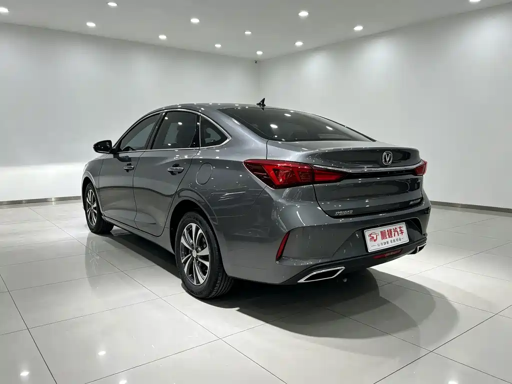 Changan Eado — фото 9