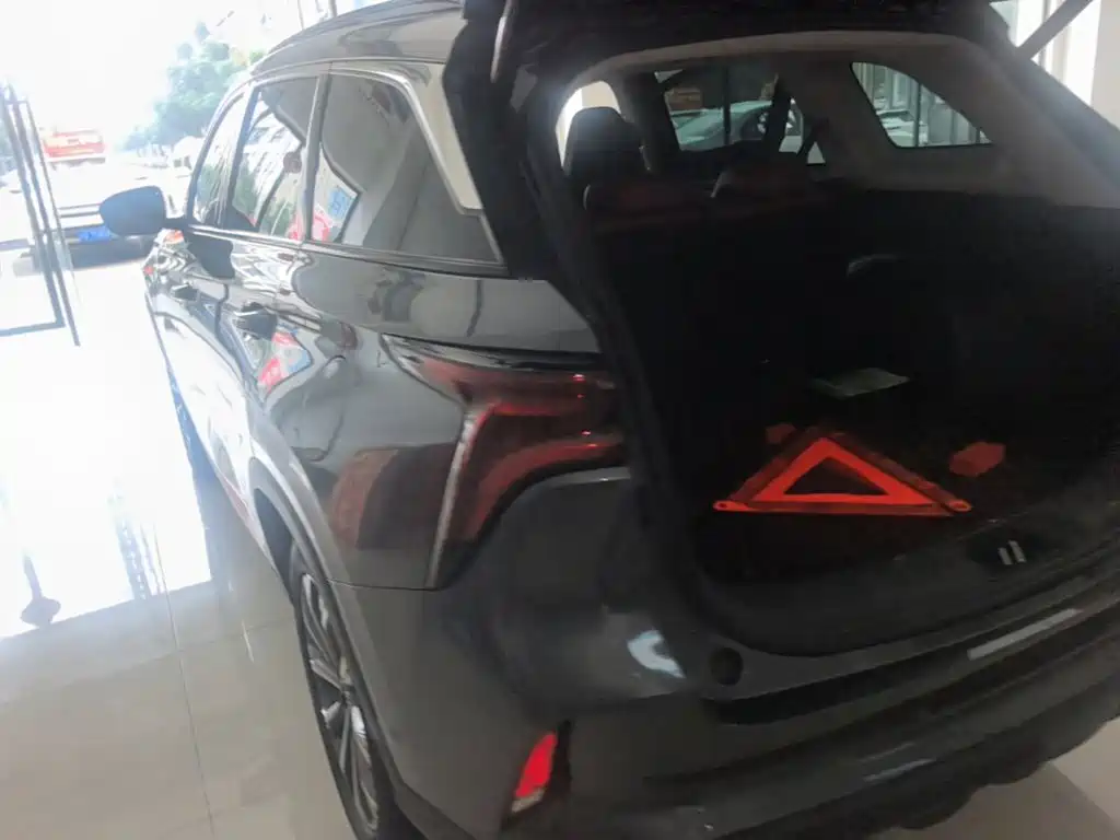 Changan CS75 PLUS — фото 4