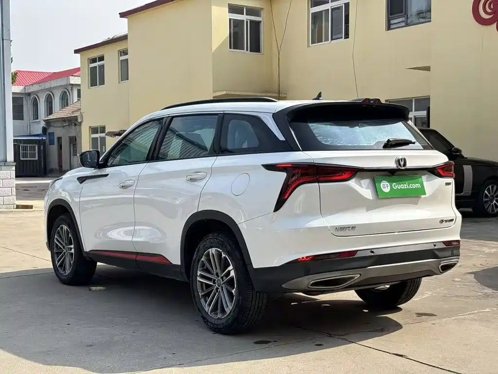 Changan CS75 PLUS — фото 4