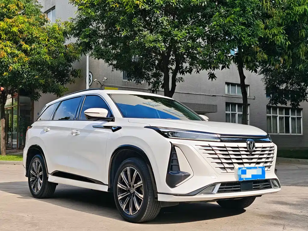 Changan CS75 PLUS — фото 5