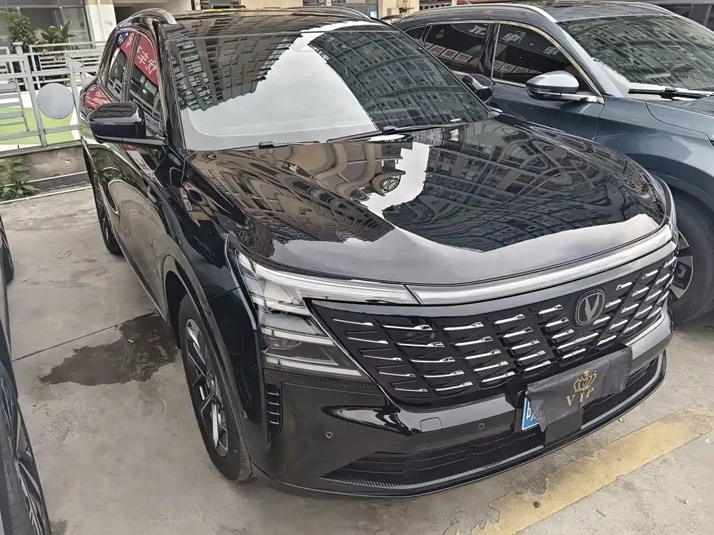 Changan CS75 PLUS — фото 3