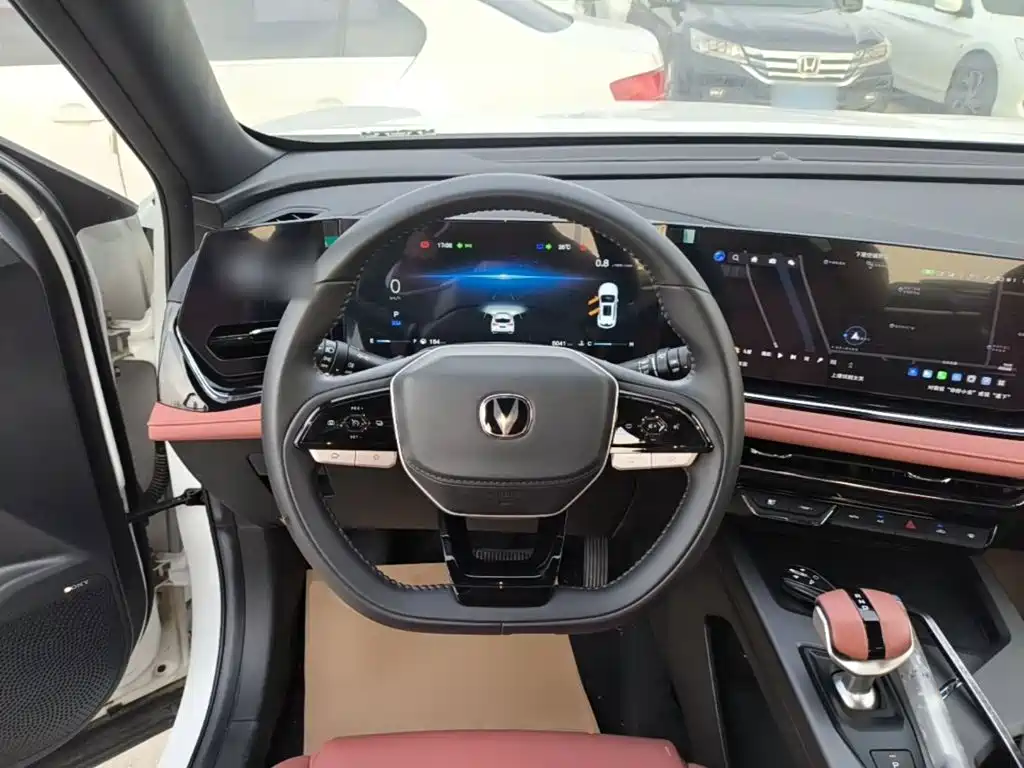 Changan X5 PLUS — фото 10