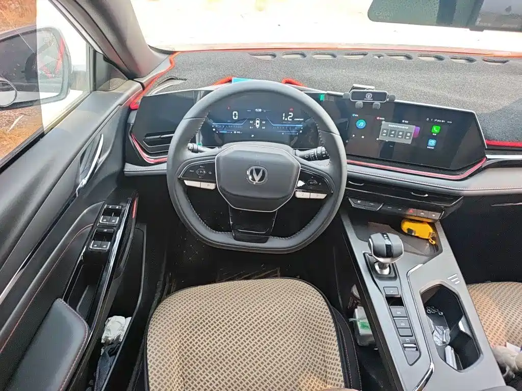 Changan X5 PLUS — фото 2