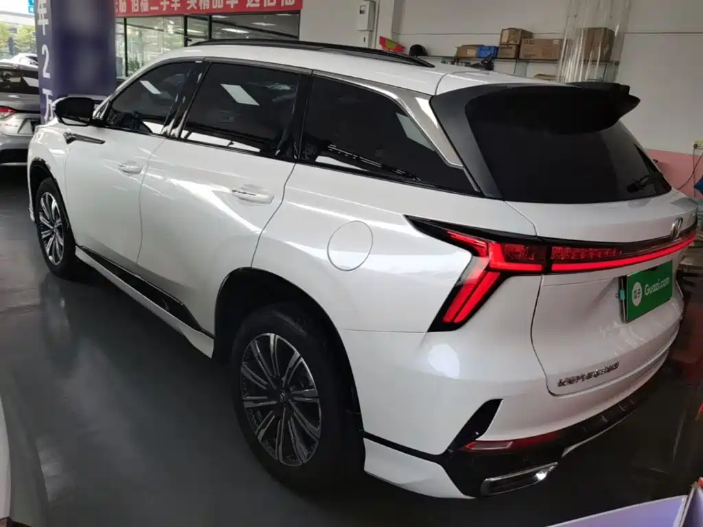 Changan CS75 PLUS — фото 4