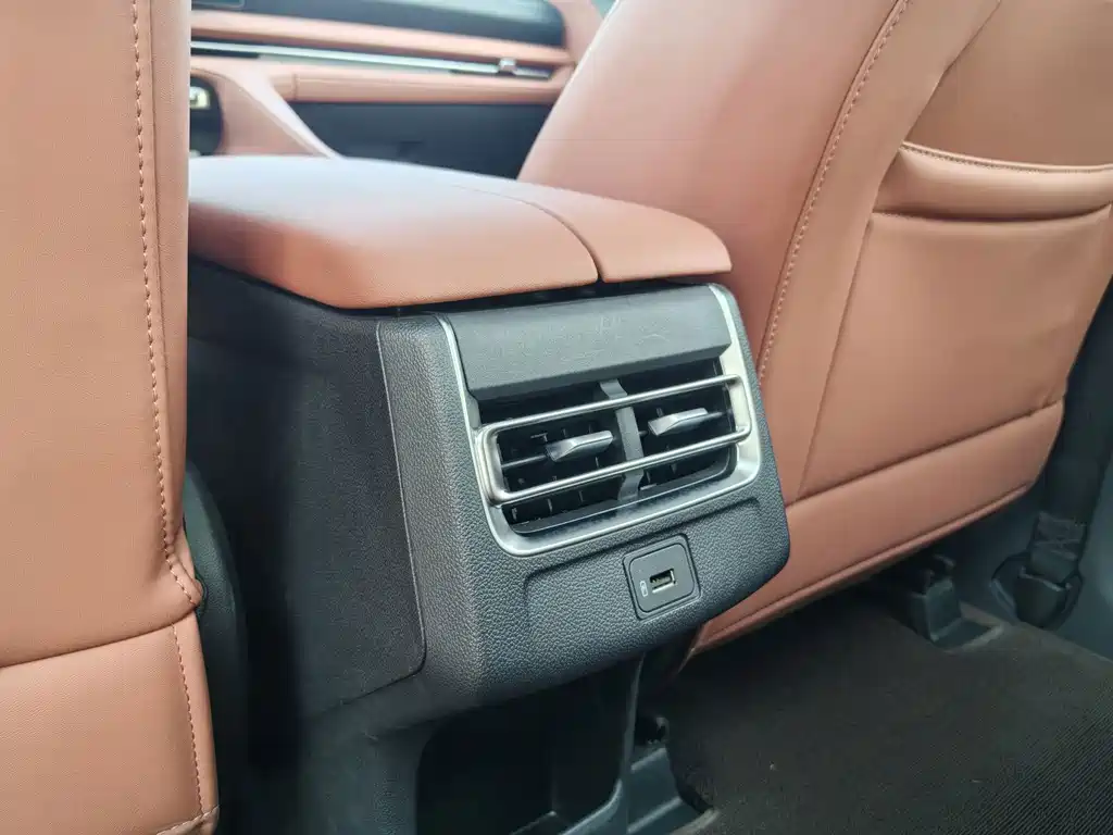 Changan CS75 PLUS — фото 7