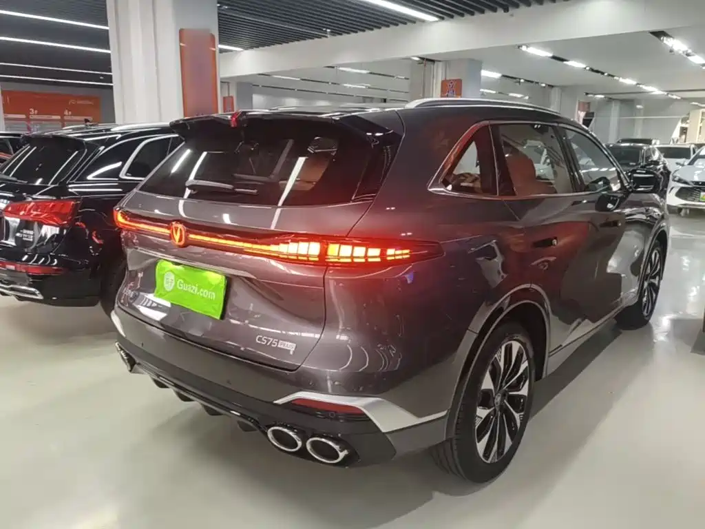 Changan CS75 PLUS — фото 6