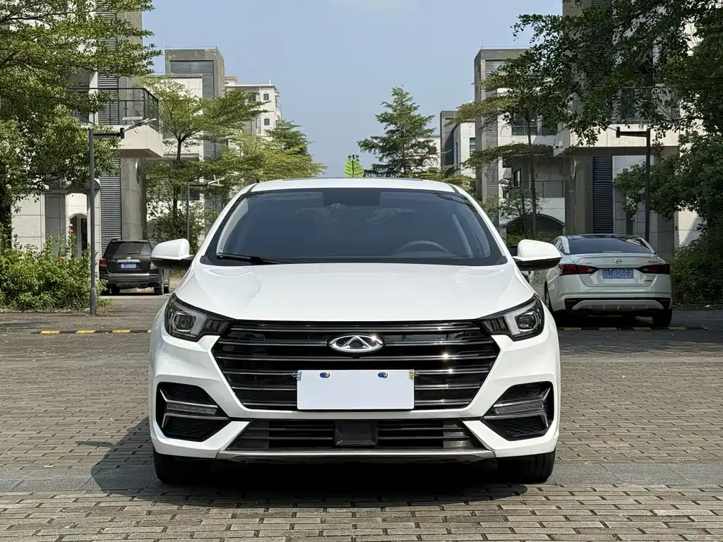 Chery Arrizo 5 PLUS — фото 4