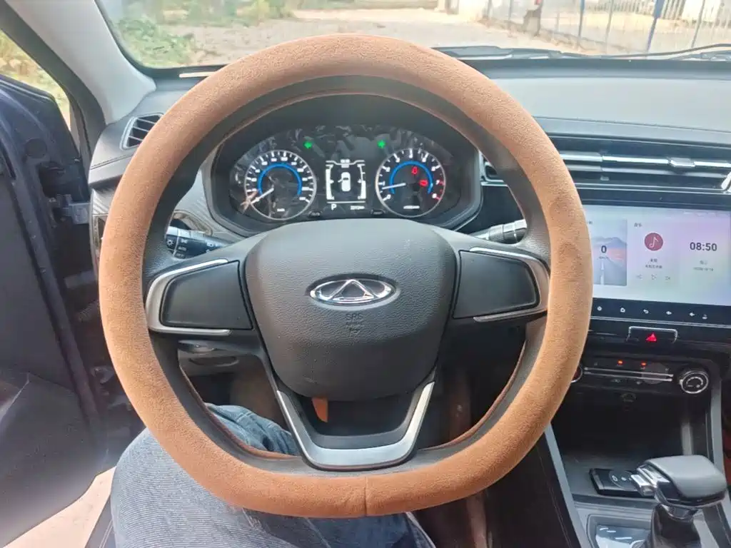 Chery Tiggo 3x — фото 10