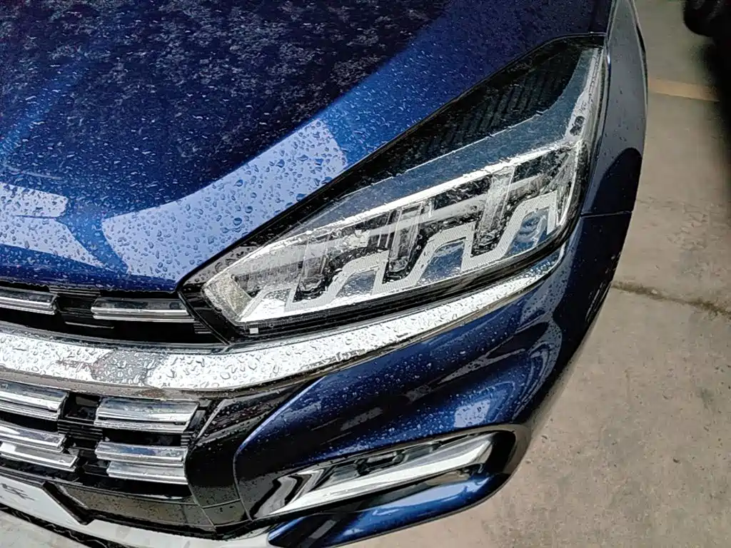 Chery Tiggo 8 — фото 23