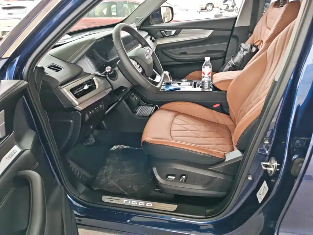 Chery Tiggo 8 — фото 14