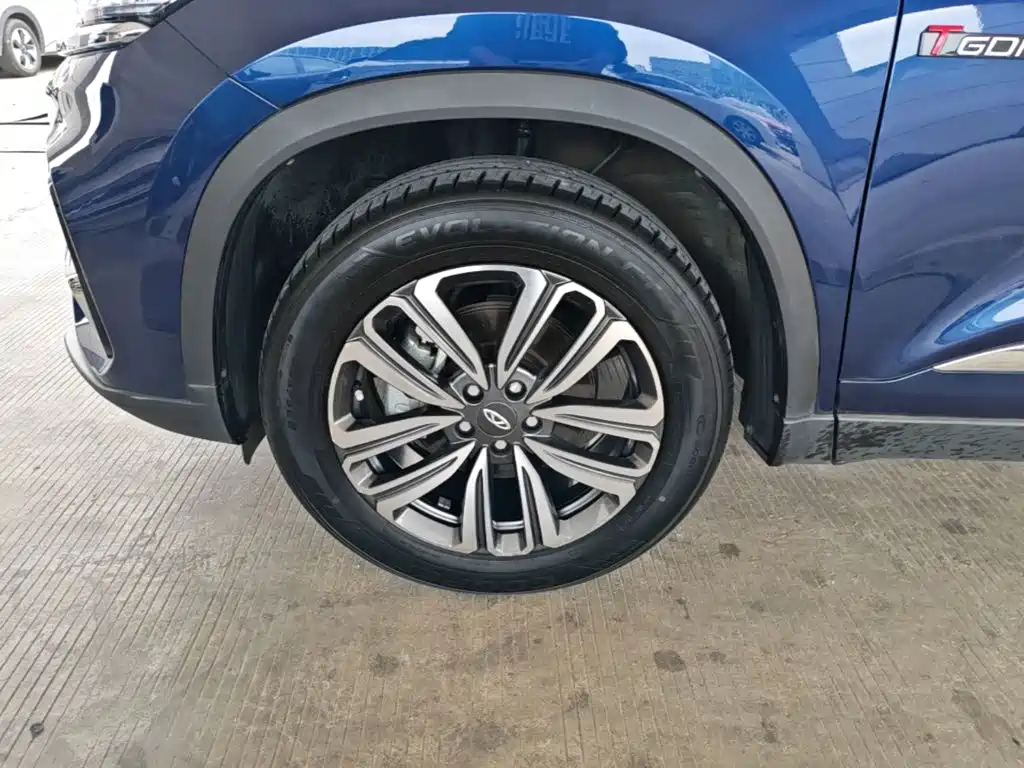 Chery Tiggo 8 — фото 22