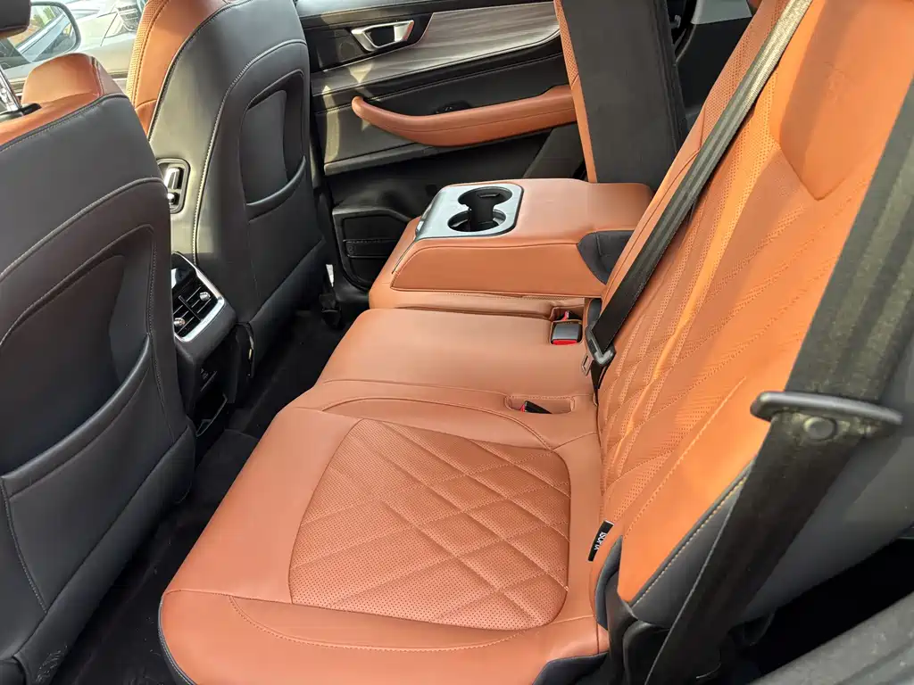 Chery Tiggo 8 PLUS — фото 6