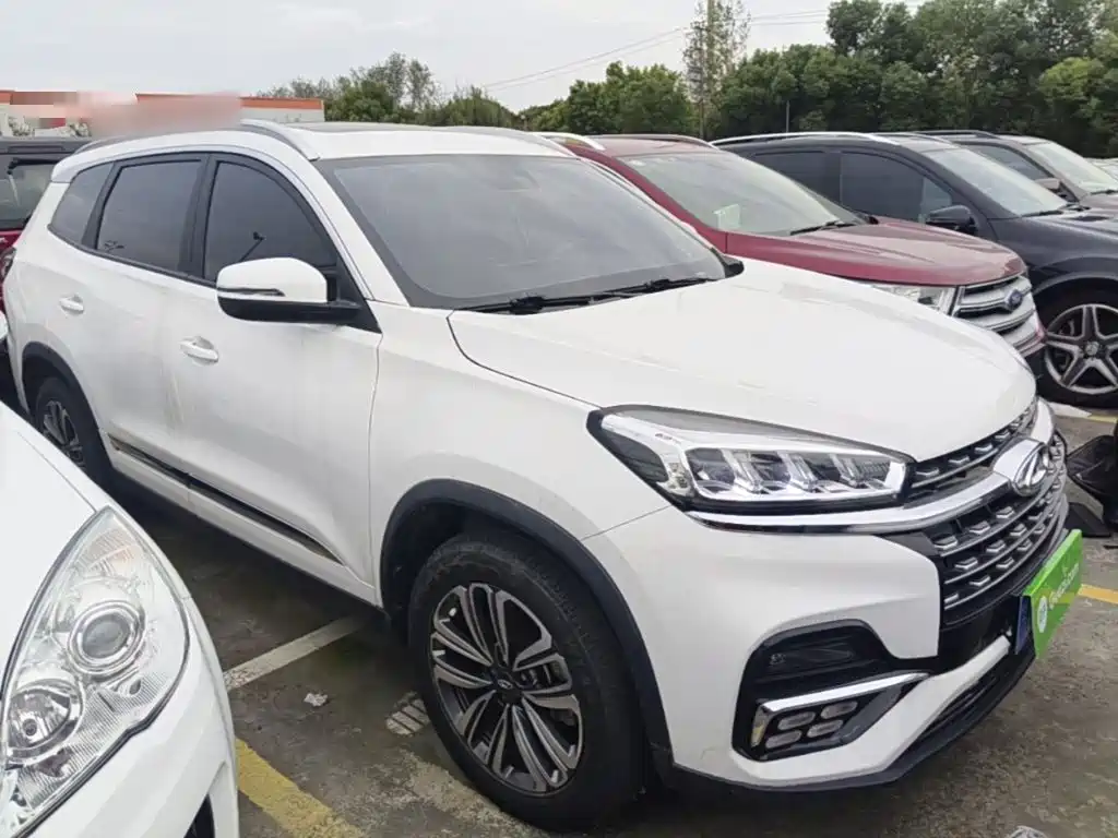 Chery Tiggo 8 — фото 3