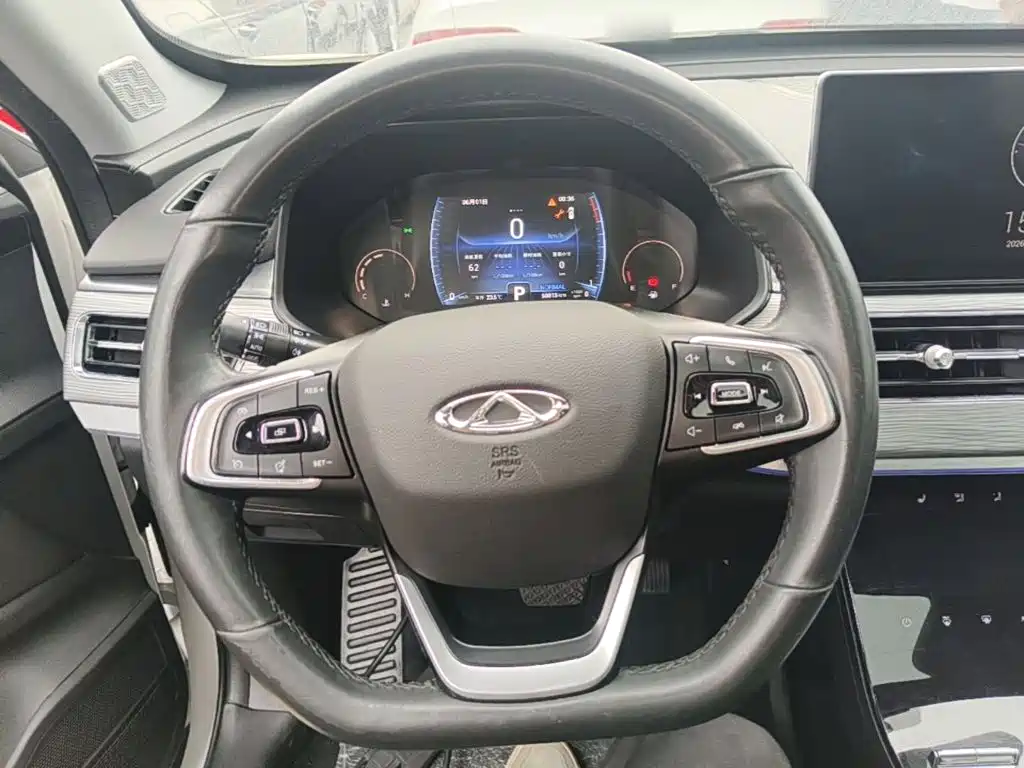 Chery Tiggo 8 — фото 10