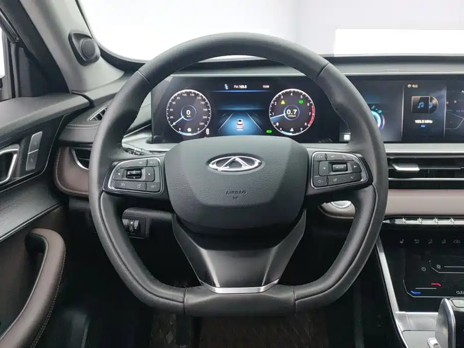 Chery Tiggo 7 — фото 15