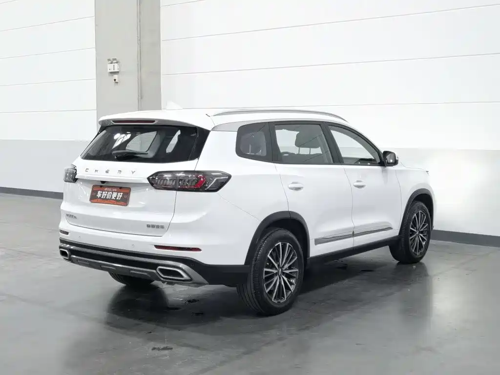 Chery Tiggo 8 — фото 2