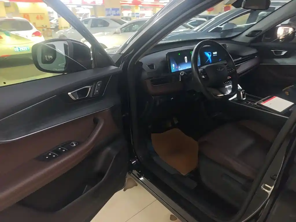 Chery Tiggo 7 — фото 15