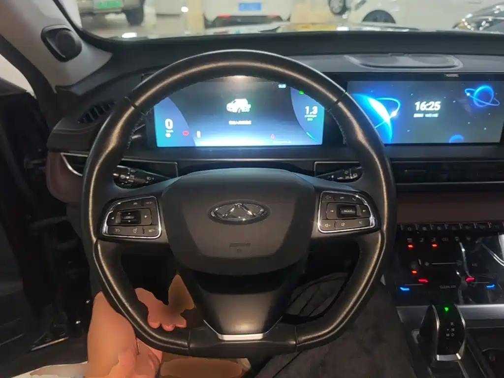 Chery Tiggo 7 — фото 10