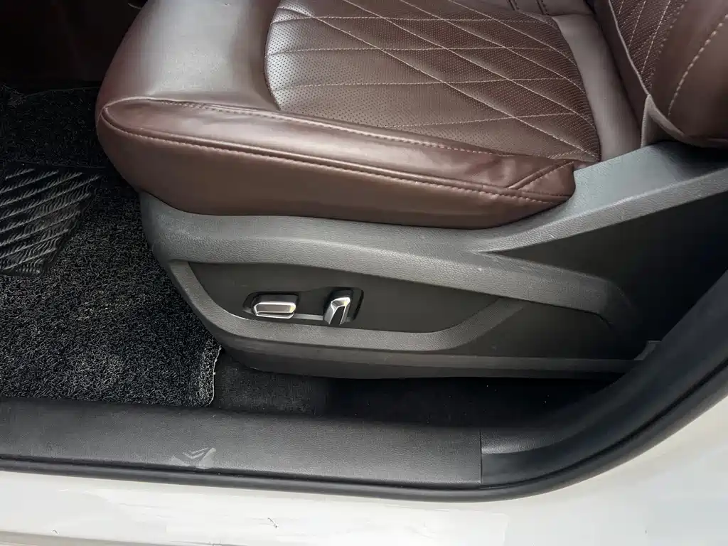 Chery Tiggo 8 PRO — фото 10