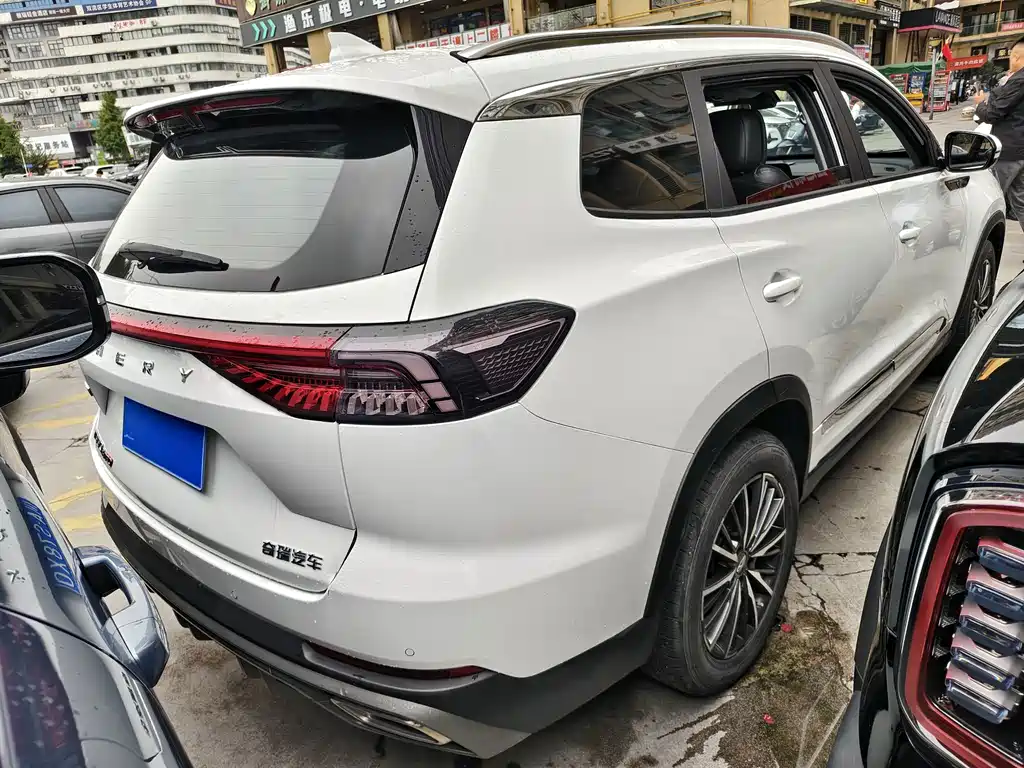 Chery Tiggo 8 PRO — фото 14