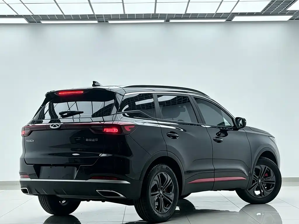 Chery Tiggo 7 — фото 6
