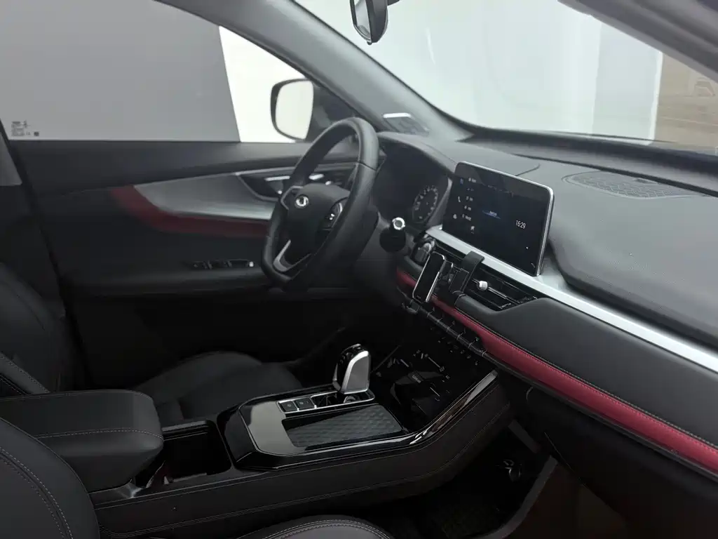Chery Tiggo 7 — фото 8