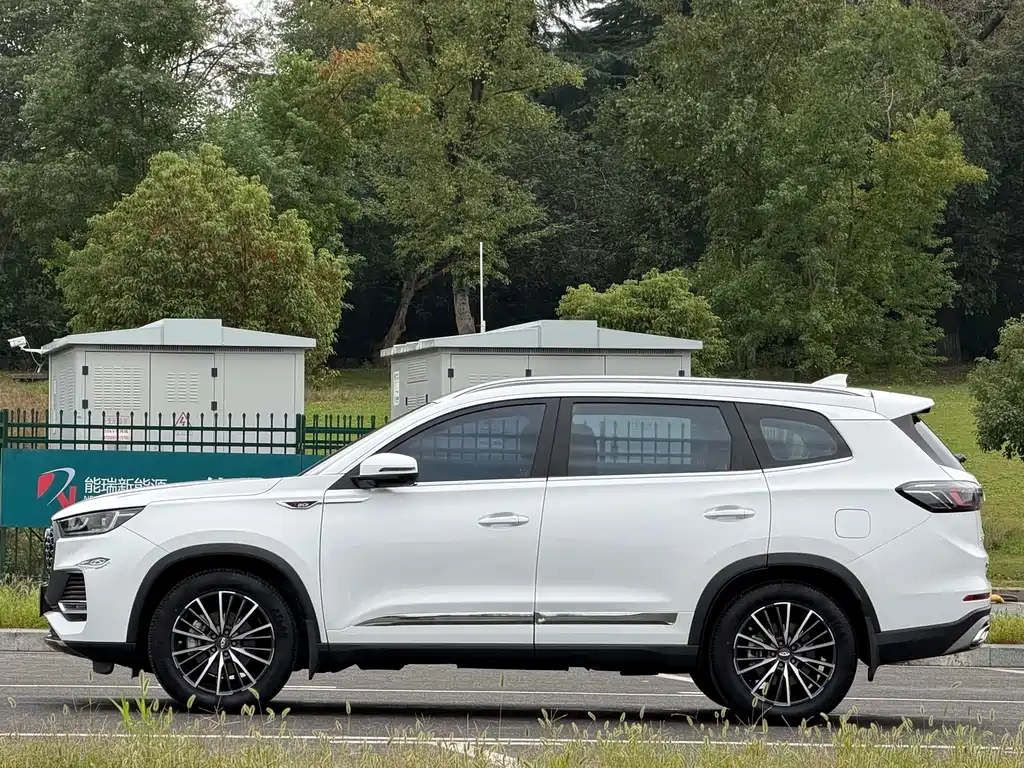 Chery Tiggo 8 PLUS — фото 4