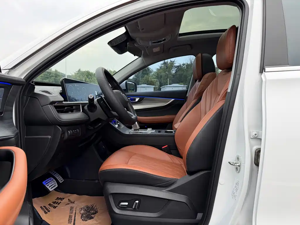 Chery Tiggo 8 PLUS — фото 9