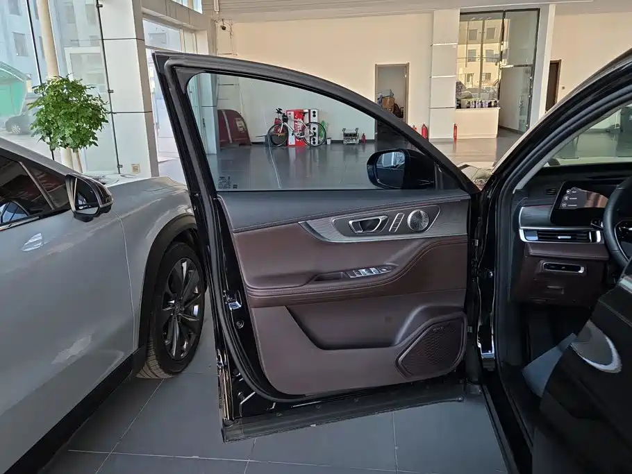 Chery Tiggo 8 PRO — фото 7
