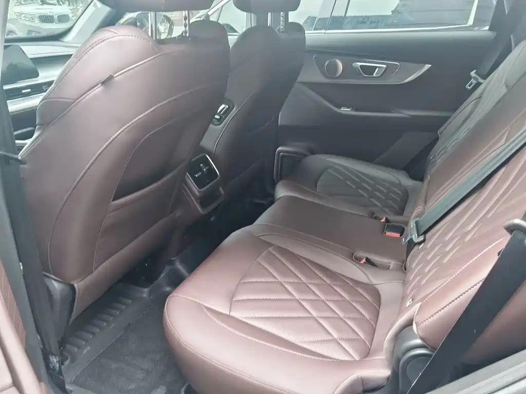 Chery Tiggo 8 PRO — фото 10