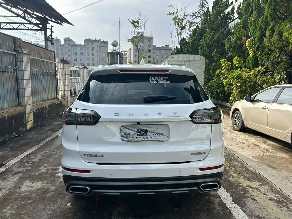 Chery Tiggo 8 — фото 8