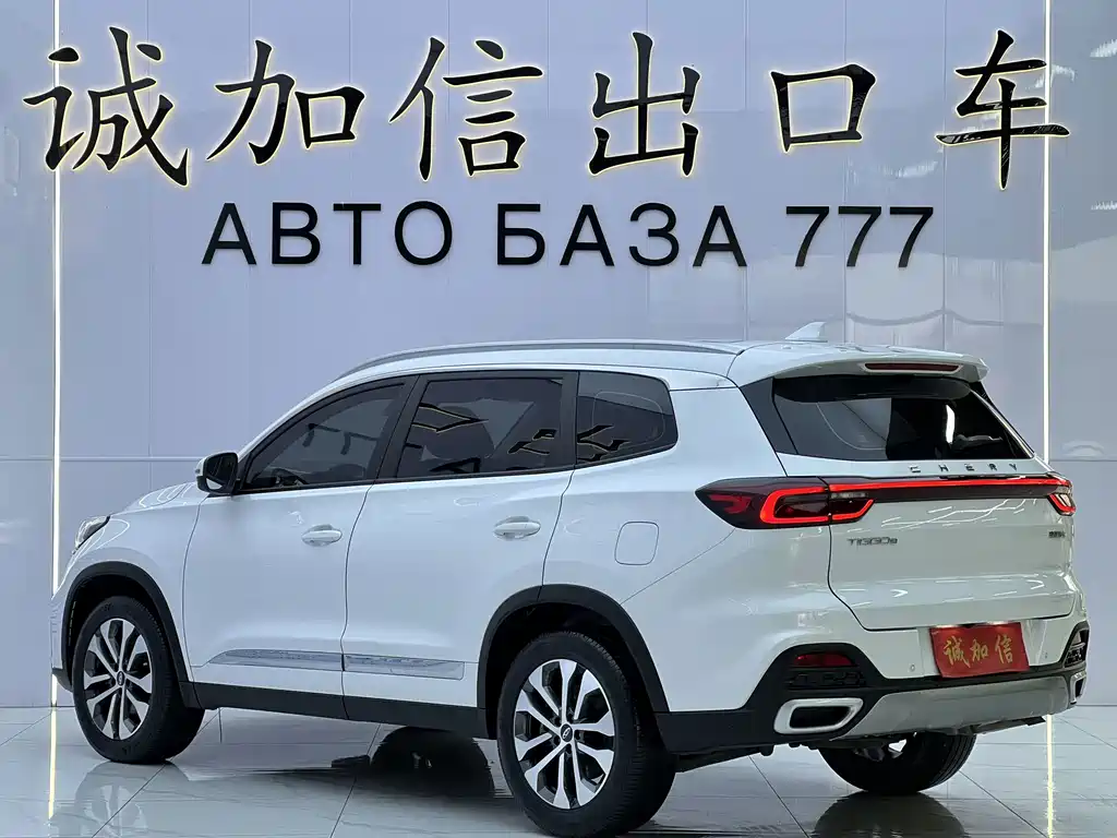 Chery Tiggo 8 — фото 6