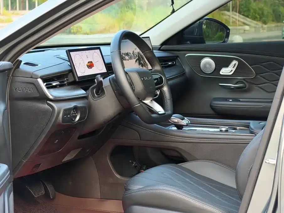 Chery Arrizo 8 PRO — фото 10