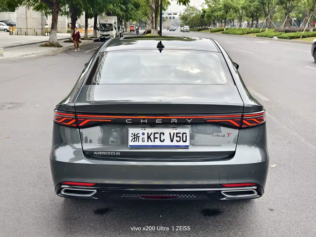 Chery Arrizo 8 PRO — фото 13