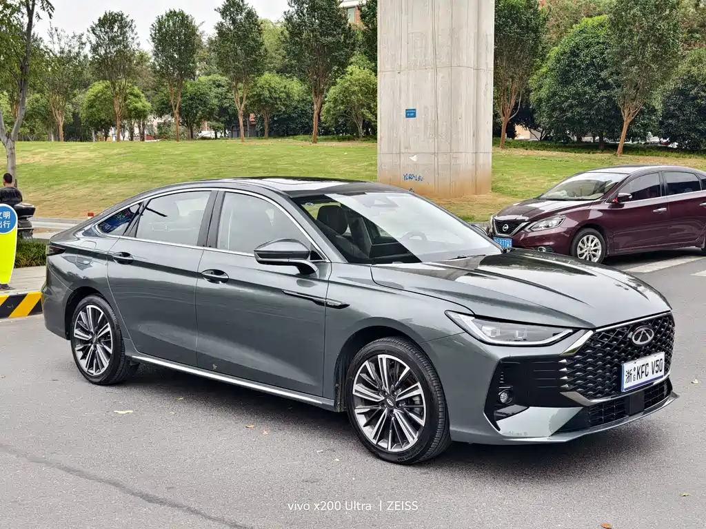 Chery Arrizo 8 PRO — фото 3